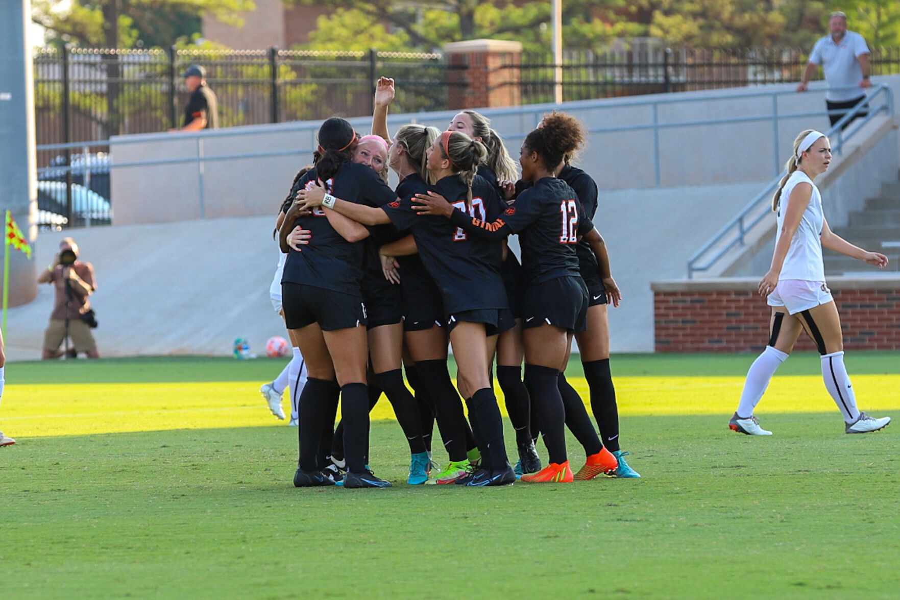 Alex Morris celebration after Goal